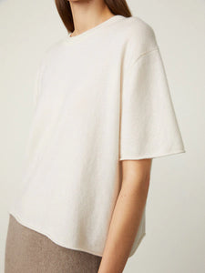 Cila T-Shirt Cream-T-Shirt-Lisa Yang-AKAT studio