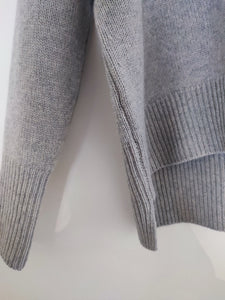 The Mila Cashmere Sweater Dove Grey-Knitwear-Lisa Yang-AKAT studio