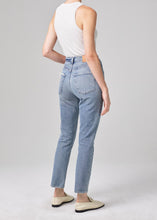Load image into Gallery viewer, Jolene Jeans in Mirja-jeans-Citizens Of Humanity-AKAT studio
