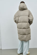 Load image into Gallery viewer, Elphin Puffer Coat Pale Olive-Coat-Embassy of bricks and logs-AKAT studio
