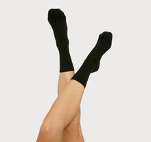 Load image into Gallery viewer, Organic Cotton Rib Socks 2-pack Black-Socks-Organic Basics-39-42-AKAT studio
